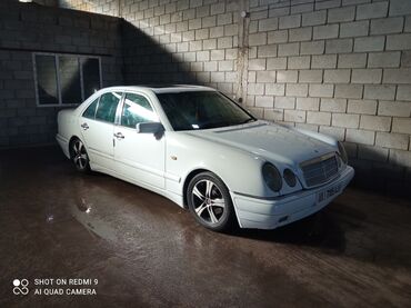 купить страуса цена: Mercedes-Benz 230: 1996 г., 2.3 л, Механика, Бензин, Седан