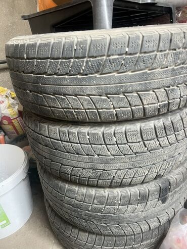 диски штампованные r15: Продаю комплект зимних шин, 4 штуки, без дисков,зимние,185-65-15