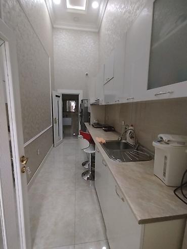 салон: Geniş və premium interyerə malik gözəllik salonu satılır. 83 kv-dır — 9