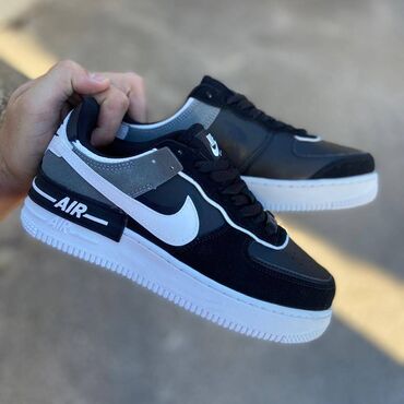 Patike: Nike air force shadow patike

Novo
Brojevi 36 do 46, zavisi od broja — 5