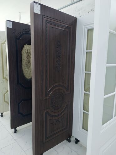 qapi kraskalari: Məhsul: Daxili qapı – AI DOORS, model “Persiya” Rəng: Leynoy (tünd