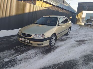 Toyota: Toyota Avensis: 2001 г., 2 л, Автомат, Бензин, Седан