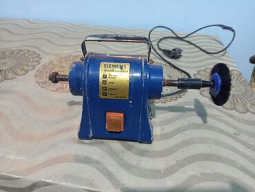 alet qutusu: Şlifmotor, diş texniki laboratoriyası üçün