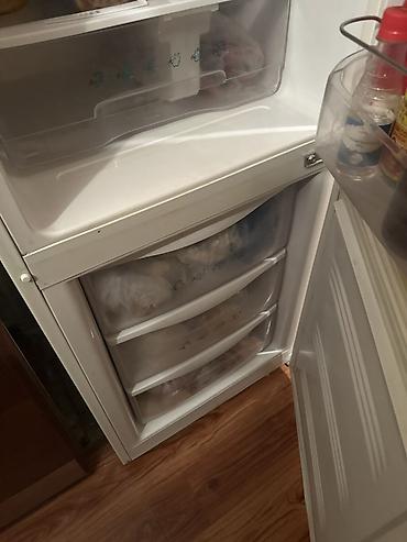 Техника для кухни: Холодильник Cool n Cool (Indesit/Ariston-линейка), двухкамерный — 3