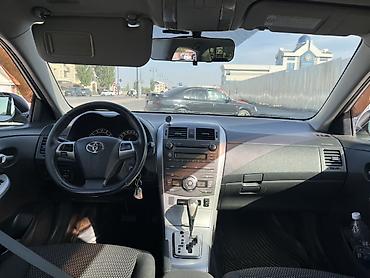 22 5 295 80: Toyota Corolla: 2011 г., Автомат, Бензин, Седан — 7