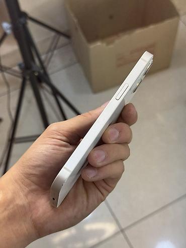 Уюлдук телефондор жана аксессуарлар: IPhone 13, Колдонулган, 128 ГБ, Старлайт, Куту, 79 % — 3