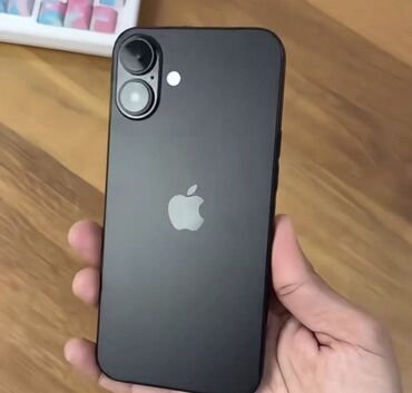 старые айфоны купить: IPhone 16, Б/у, Black Titanium, Защитное стекло, Чехол, В рассрочку