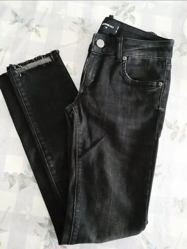 qara cins pencekler: "Madness2 " brendi qara rəngli cins. Turkiyə istehsalı. 98% cotton, 2%