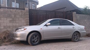 срочно продать машину: Toyota Camry: 2004 г., 3 л, Автоматические, Газ, Седан