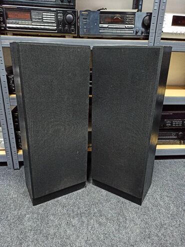 Zvučnici i stereo sistemi: Hitaka HT-84 BL cetvorosistemac sa mrezicama koje se ne skidaju. 6 — 6