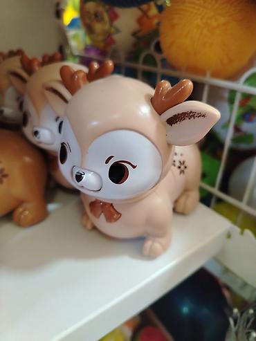 kinder joy: Игрушка-оленёнок, заводная фигурка - Милый дизайн: бежевый оленёнок с — 1