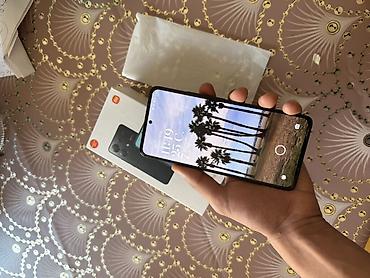 Mobil telefonlar: Xiaomi 13, rəng - Qara, 
 Barmaq izi — 2