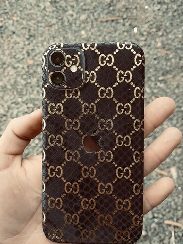 Apple iPhone: IPhone 11, 128 GB, Qara, Face ID