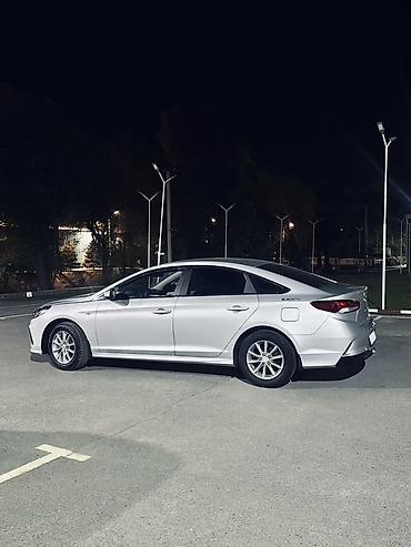 Продажа авто: Hyundai Sonata: 2021 г., 2 л, Автомат, Газ, Седан — 5