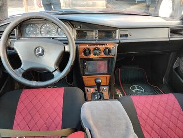 mersedes 208 d: Mercedes-Benz 190: 2 l | 1991 il Sedan
