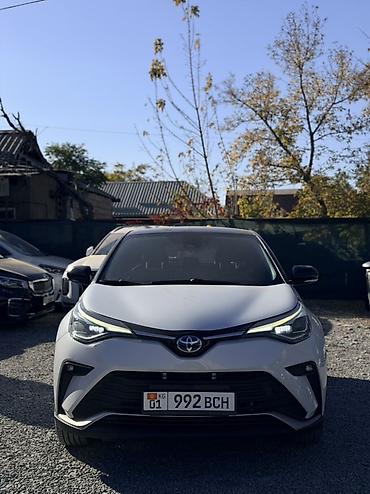hyundai ai30: Toyota C-HR: 2021 г., 2 л, Автомат, Гибрид, Кроссовер — 1