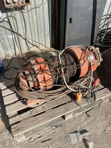 1 фазный двигатель: Электрическая канатная лебедка (промышленная) Основные характеристики