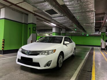 Toyota: Toyota Camry: 2013 г., 2.5 л, Вариатор, Гибрид, Седан