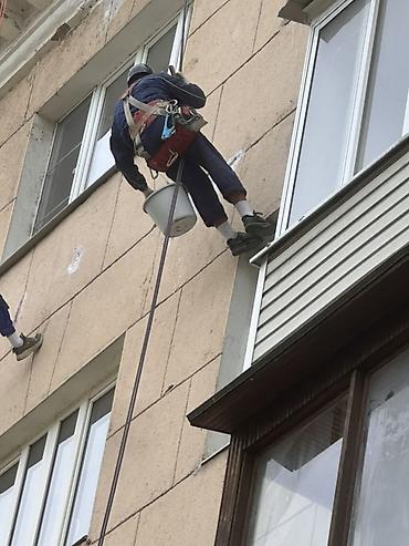 construction: Промышленный альпинизм — высотные работы на фасадах Услуги: - Ремонт — 1