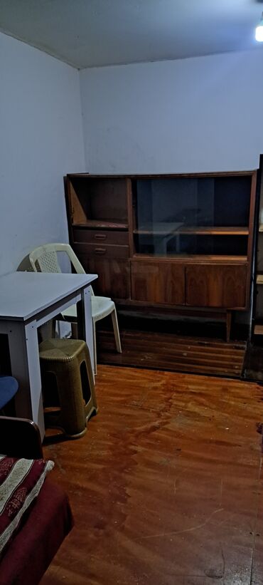 Otaqların uzunmüddətli kirayəsi: Burda 2ayrı ayrı otaq var ve herbırı selıqelı temızdır.prospekte -da lalafo.az — 3 Otaqların uzunmüddətli kirayəsi: Burda 2ayrı ayrı otaq var ve herbırı selıqelı temızdır.prospekte — 3