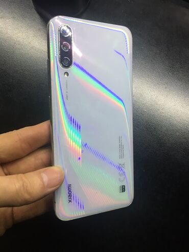 телефон xiomi: Xiaomi, Mi A3, Б/у, 64 ГБ, цвет - Белый, 2 SIM