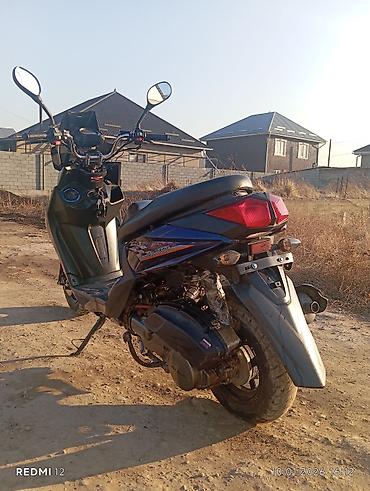 Скутеры: Макси-скутер 150 куб. см, Бензин, Б/у — 5