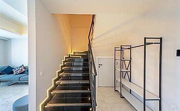 Продажа квартир: 2 комнаты, 135 м² — 6