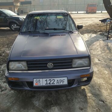 Volkswagen: Volkswagen Jetta: 1992 г., 1.8 л, Механика, Бензин, Седан