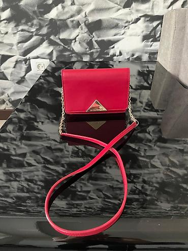 Emporio Armani çanta. Əlavə məlumat üçün WP üzrə əlaqə saxlayın
