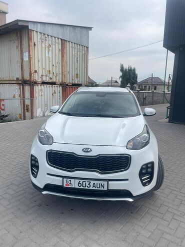 опель внедорожник: Белый внедорожник Kia Sportage с четырьмя дверями, оснащенный литыми