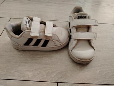 obuća ruma: Adidas, Veličina - 24