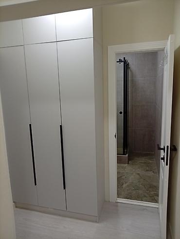 Продажа квартир: 1 комната, 52 м², 3 этаж — 1