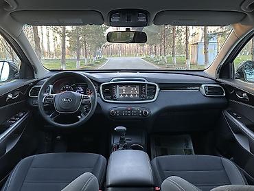 Kia: Kia Sorento: 2019 г., 2.4 л, Автомат, Бензин, Кроссовер — 7