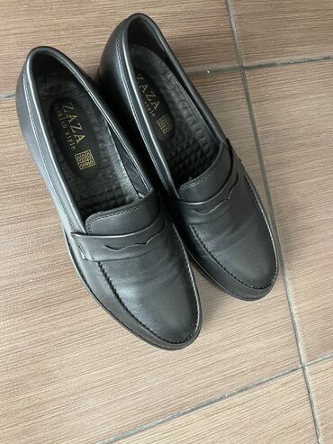 чешка обувь: Туфли