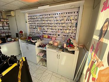 Kassa avadanlığı: Mağaza üçün vitrinlər Kasmetikabujiteriya paltar isdeye uygun — 9