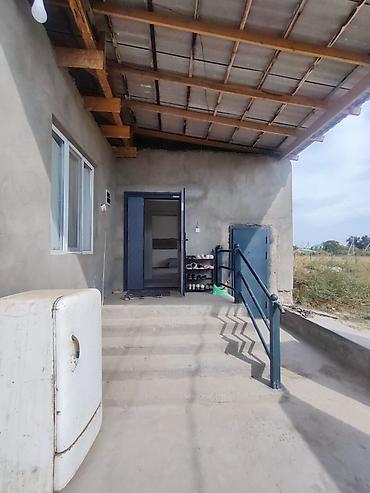 Продажа коттеджей и домов: 4 комнаты, 170 м², 14 соток, Бишкек, Аэропорт Манас Собственник — 10