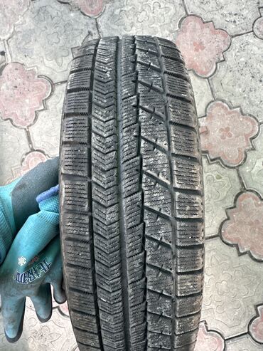 диска на матиз: Шины 155 / 70 / R 13, Зима, Б/у, 1 шт, Легковые, Япония, Bridgestone