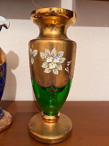 taxta qutular: Bir vaza, Bogem şüşəsi — 2