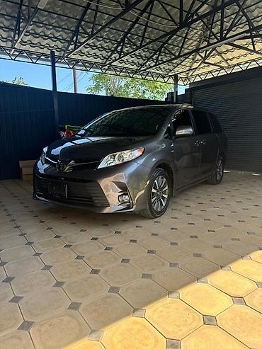 Toyota: Toyota Sienna: 2019 г., 3.5 л, Автомат, Бензин, Минивэн — 7