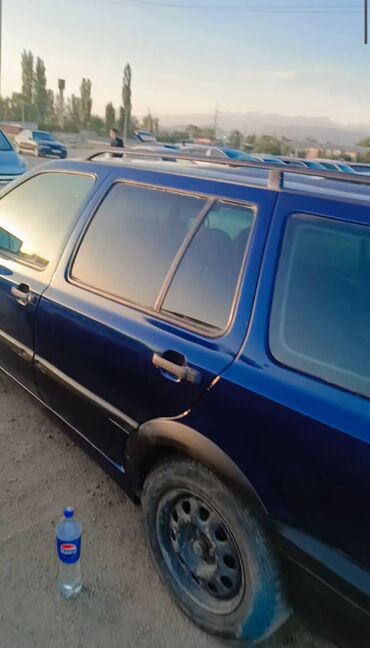 хово машина: Volkswagen Golf: 1995 г., 1.8 л, Механика, Газ, Универсал