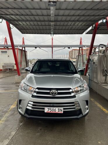 Toyota: Toyota Highlander: 2018 г., 3.5 л, Автомат, Бензин, Кроссовер