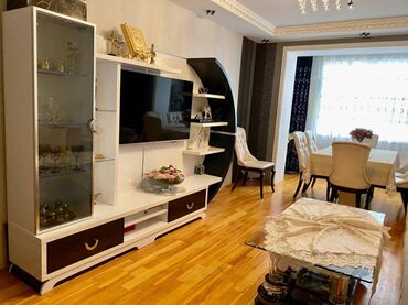 Köhnə tikili: Bakı, Bakıxanov qəs., 3 otaqlı, Köhnə tikili, 100 kv. m — 2