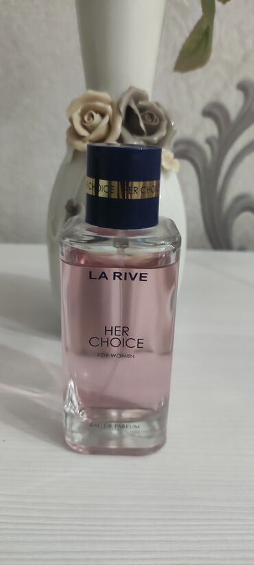 i̇dman geyimləri: La rive 100 ml parfum polşa istehsalıdı, armani my way ətrinə