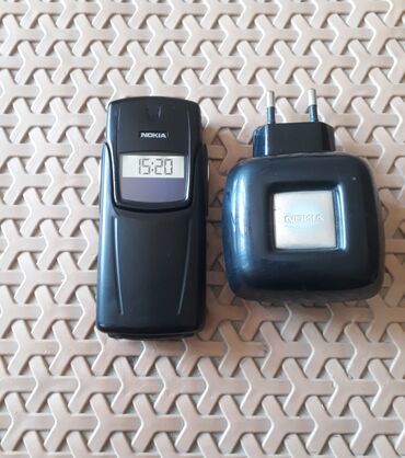 телефон fly раскладушка с большими: Nokia 8, цвет - Черный, Кнопочный
