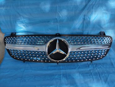 black diamond: Решетка радиатора Mercedes-Benz 2003 г., Новый, Аналог