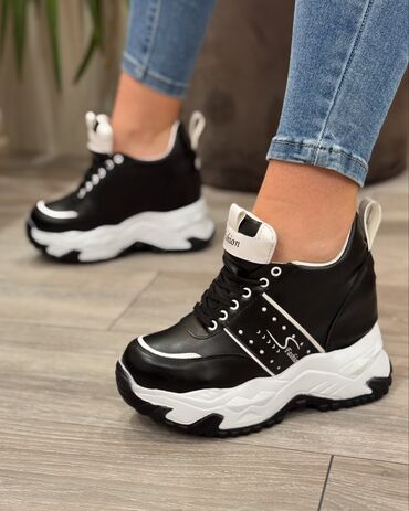 Gležnjače: Gležnjače, 38 — 8