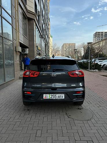Kia: Kia Niro: 2018 г., Типтроник, Электромобиль, Кроссовер — 7