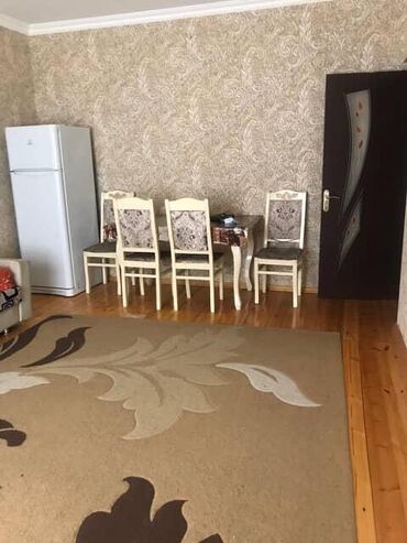 Uzunmüddətli kirayə mənzillər: Kirayə verilir: Masazırda 6/6 1 otaq 2 yə düzəlmə, mebelli, 300 -da lalafo.az — 11 Uzunmüddətli kirayə mənzillər: Kirayə verilir: Masazırda 6/6 1 otaq 2 yə düzəlmə, mebelli, 300 — 11