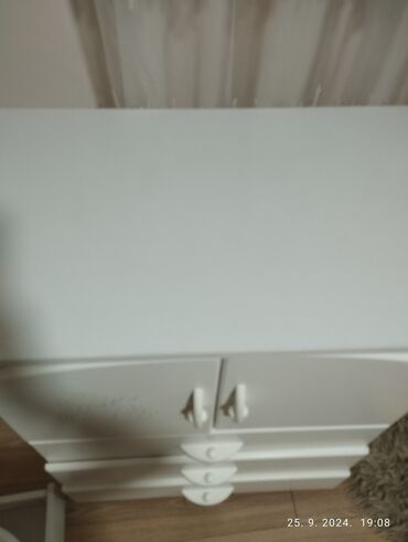 namestaj iz uvoza pancevo: Drawer, color - White, Used