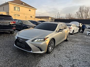 Lexus: Lexus ES: 2019 г., 2.5 л, Автомат, Гибрид, Седан — 1